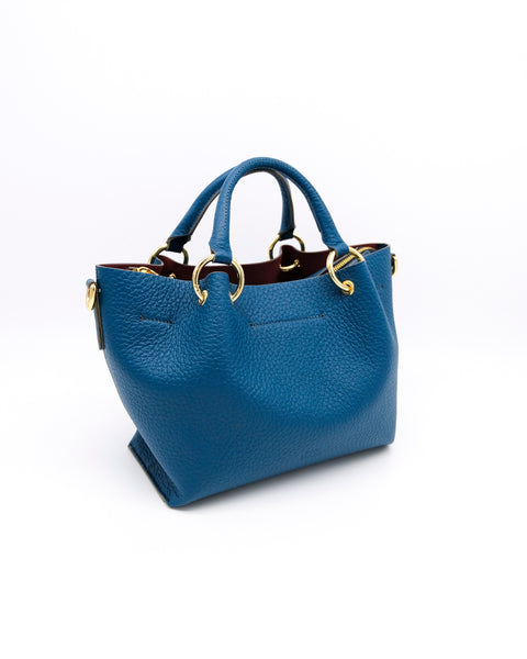 BEATRICE M Blu